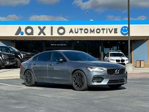 Gray Metallic 2020 Volvo S90 T6 R-Design