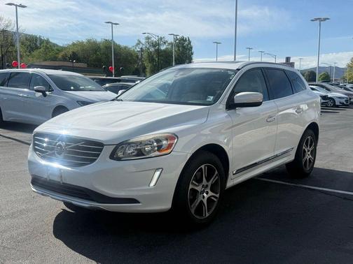 Ice White 2014 Volvo XC60 T6