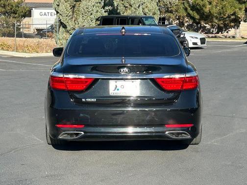 2016 Kia K900 Premium 3.8L