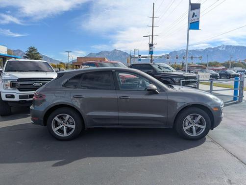 2015 Porsche Macan S