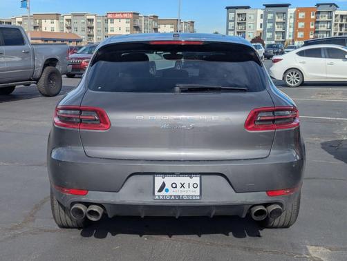 2015 Porsche Macan S