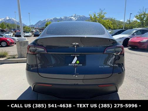 Black 2024 Tesla Model Y Long Range