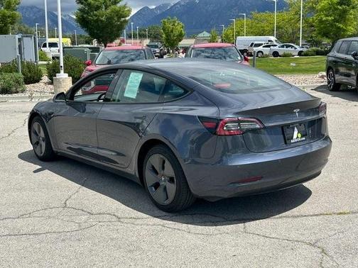 2022 Tesla Model 3 Base