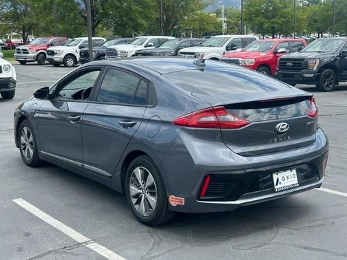 2019 Hyundai IONIQ Plug-In Hybrid Base