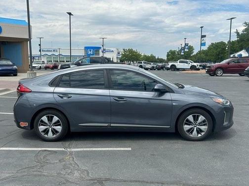 2019 Hyundai IONIQ Plug-In Hybrid Base
