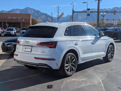 2021 Audi Q5 40 Premium Plus