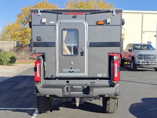 2025 Ford F-350 Platinum