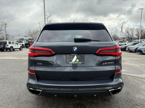 2020 BMW X5 M50i