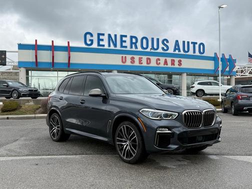 2020 BMW X5 M50i