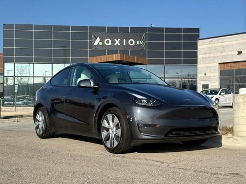 2024 Tesla Model Y Long Range