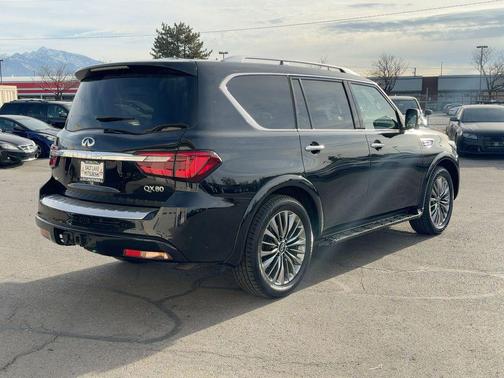 2021 INFINITI QX80 SENSORY