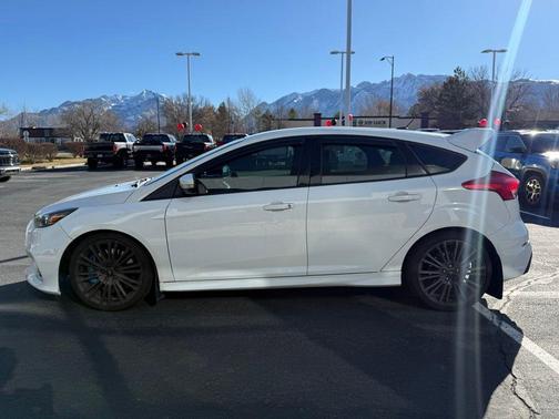 2017 Ford Focus RS Base