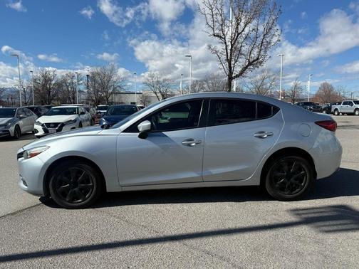 2018 Mazda Mazda3 Sport