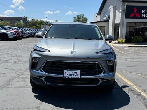 Moonstone Gray Metallic 2025 Buick Encore GX Preferred