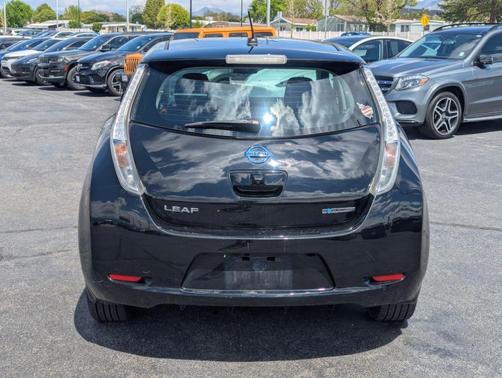 2016 Nissan Leaf S
