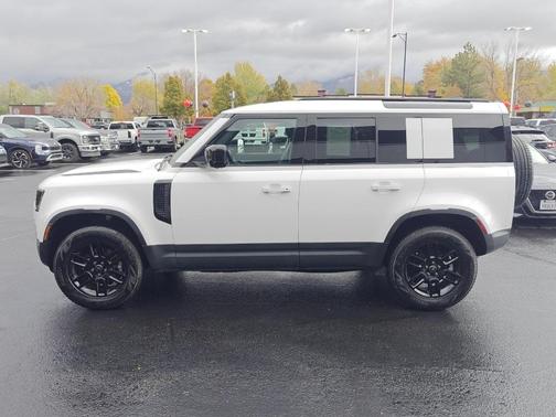 2025 Land Rover Defender P300