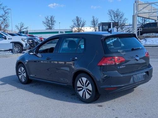 2016 Volkswagen e-Golf SE