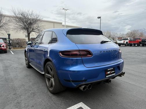 2015 Porsche Macan Turbo