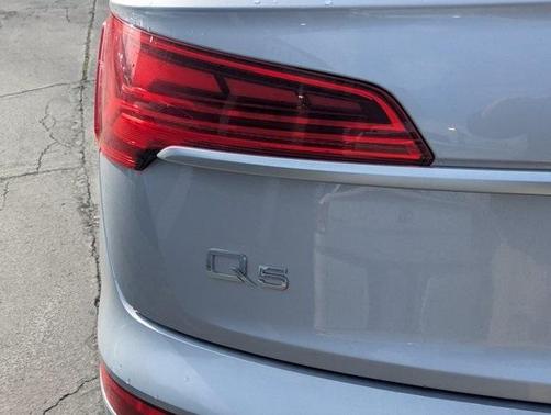 2021 Audi Q5 40 Premium Plus