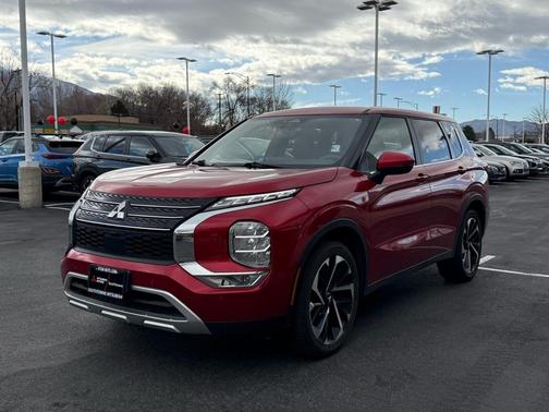 2024 Mitsubishi Outlander SE
