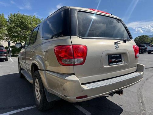 Gold 2006 Toyota Sequoia SR5