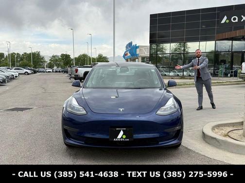 Blue 2022 Tesla Model 3 Long Range
