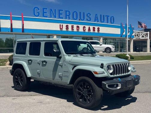 Earl Clearcoat 2024 Jeep Wrangler 4xe Sahara