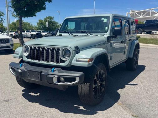 Earl Clearcoat 2024 Jeep Wrangler 4xe Sahara