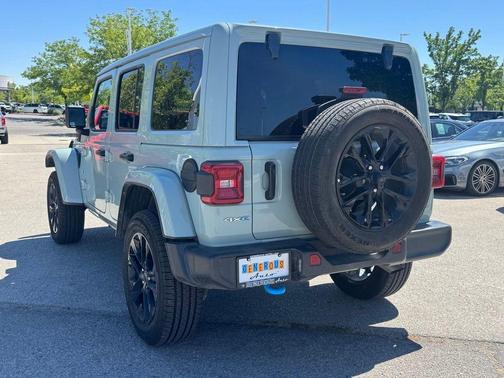Earl Clearcoat 2024 Jeep Wrangler 4xe Sahara