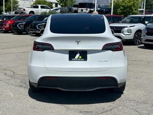 2022 Tesla Model Y Long Range