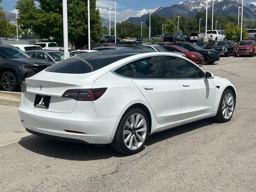 2019 Tesla Model 3 Standard Range Plus