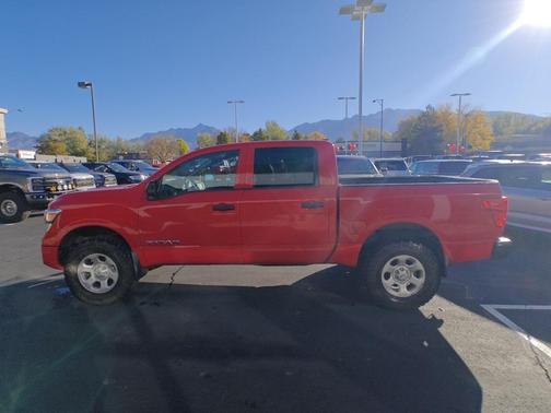 2021 Nissan Titan S