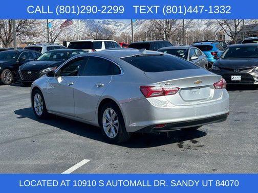 Silver Ice Metallic 2019 Chevrolet Malibu LT