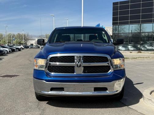 Blue Streak Pearlcoat 2018 RAM 1500 SLT