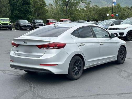 Symphony Silver 2017 Hyundai ELANTRA SE