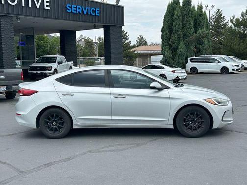 Symphony Silver 2017 Hyundai ELANTRA SE