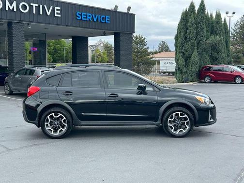 Crystal Black Silica 2016 Subaru Crosstrek 2.0i Premium