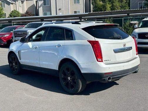 Platinum Ice Tri-Coat 2016 Cadillac SRX Luxury Collection