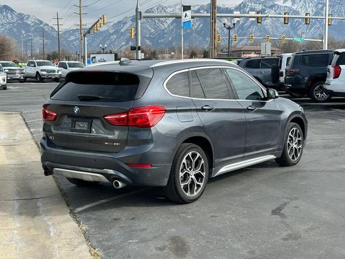 2021 BMW X1 sDrive28i