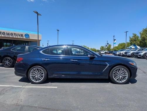2021 Genesis G70 2.0T