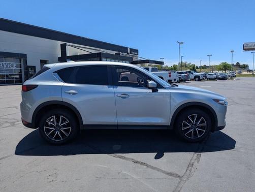 Sonic Silver Metallic 2018 Mazda CX-5 Touring