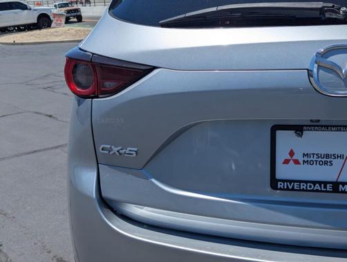 Sonic Silver Metallic 2018 Mazda CX-5 Touring