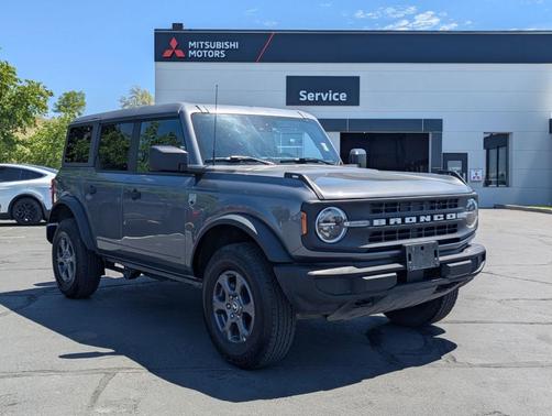 Gray Metallic 2025 Ford Bronco Big Bend
