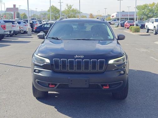 2020 Jeep Cherokee Trailhawk