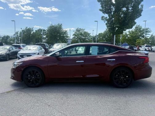 Coulis Red 2017 Nissan Maxima 3.5 SR