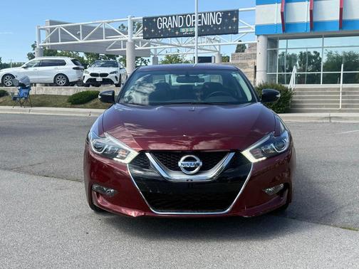 Coulis Red 2017 Nissan Maxima 3.5 SR