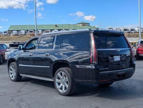 2018 Cadillac Escalade ESV Premium Luxury