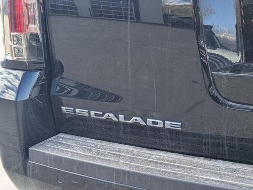 2018 Cadillac Escalade ESV Premium Luxury