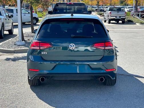 2018 Volkswagen Golf GTI 2.0T SE 4-Door