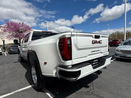 White Frost Tri-Coat 2024 GMC Sierra 3500 Denali